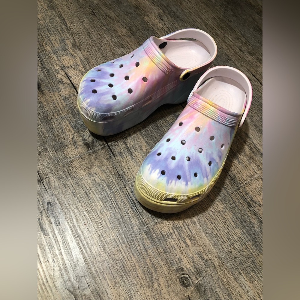 Cape Robbin tie dyed Gardner Croc Clogs/platform- size 10